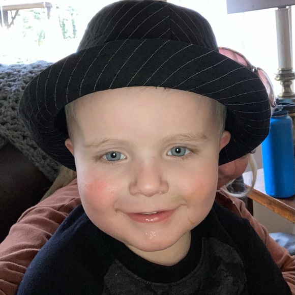 Meet your Posher, Sylvia - Picture 8 of 12